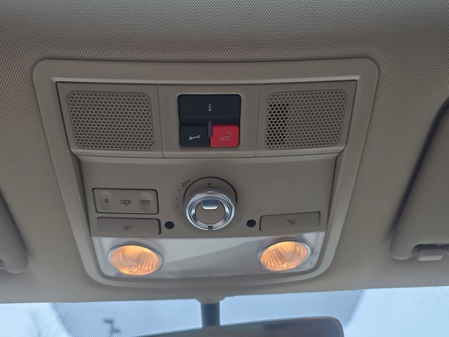 Used 2019 Volkswagen Beetle 2.0T SE image 12