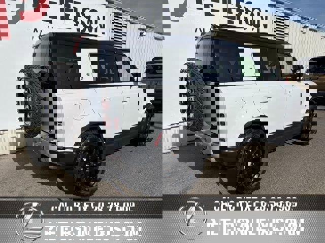 Used 2020 Land Rover Defender 110 SE image 3