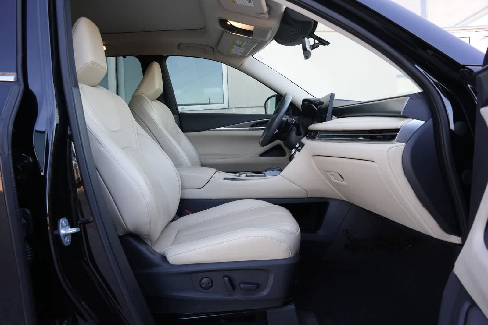 Certified 2023 INFINITI QX60 Luxe w/ Cargo Package image 23