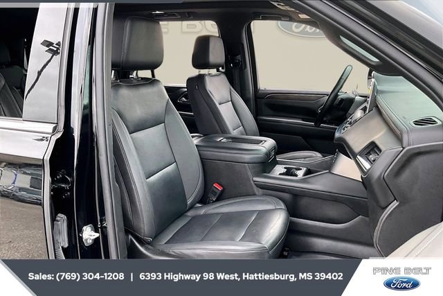 Used 2023 Chevrolet Tahoe LT w/ Luxury Package image 6