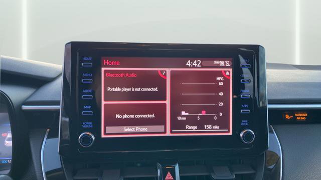 Used 2020 Toyota Corolla LE image 27