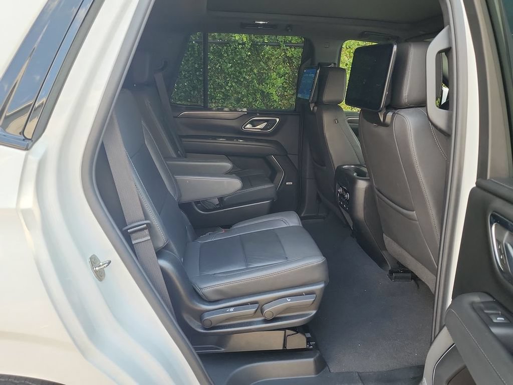 Certified 2023 Chevrolet Tahoe Z71 w/ Luxury Package AWD/4WD image 27