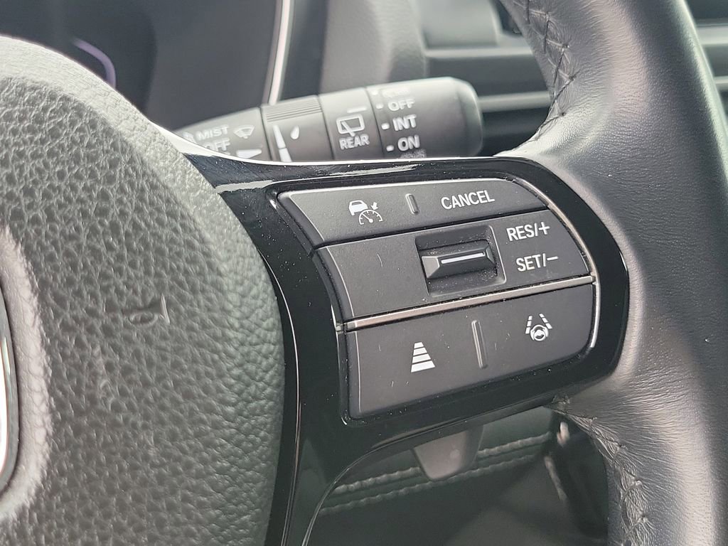 Certified 2025 Honda Pilot Touring image 26