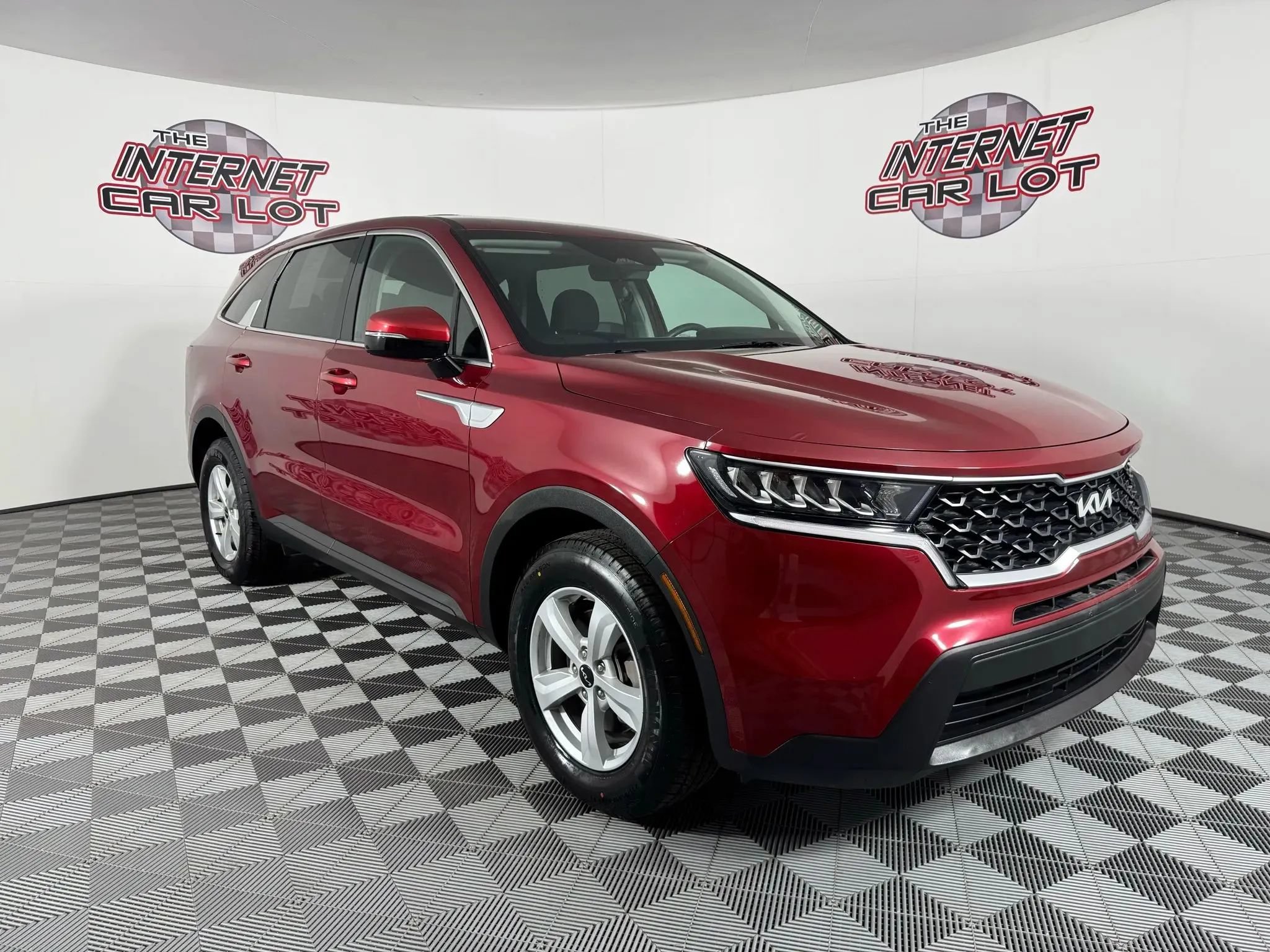 Used 2023 Kia Sorento LX FWD image 9