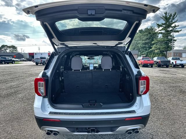 Used 2024 Ford Explorer Platinum w/ Technology Package AWD/4WD image 23