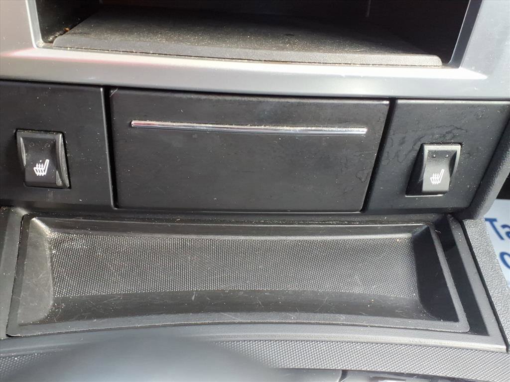 Used 2010 Chrysler 300 Touring w/ Comfort/Convenience Group image 11