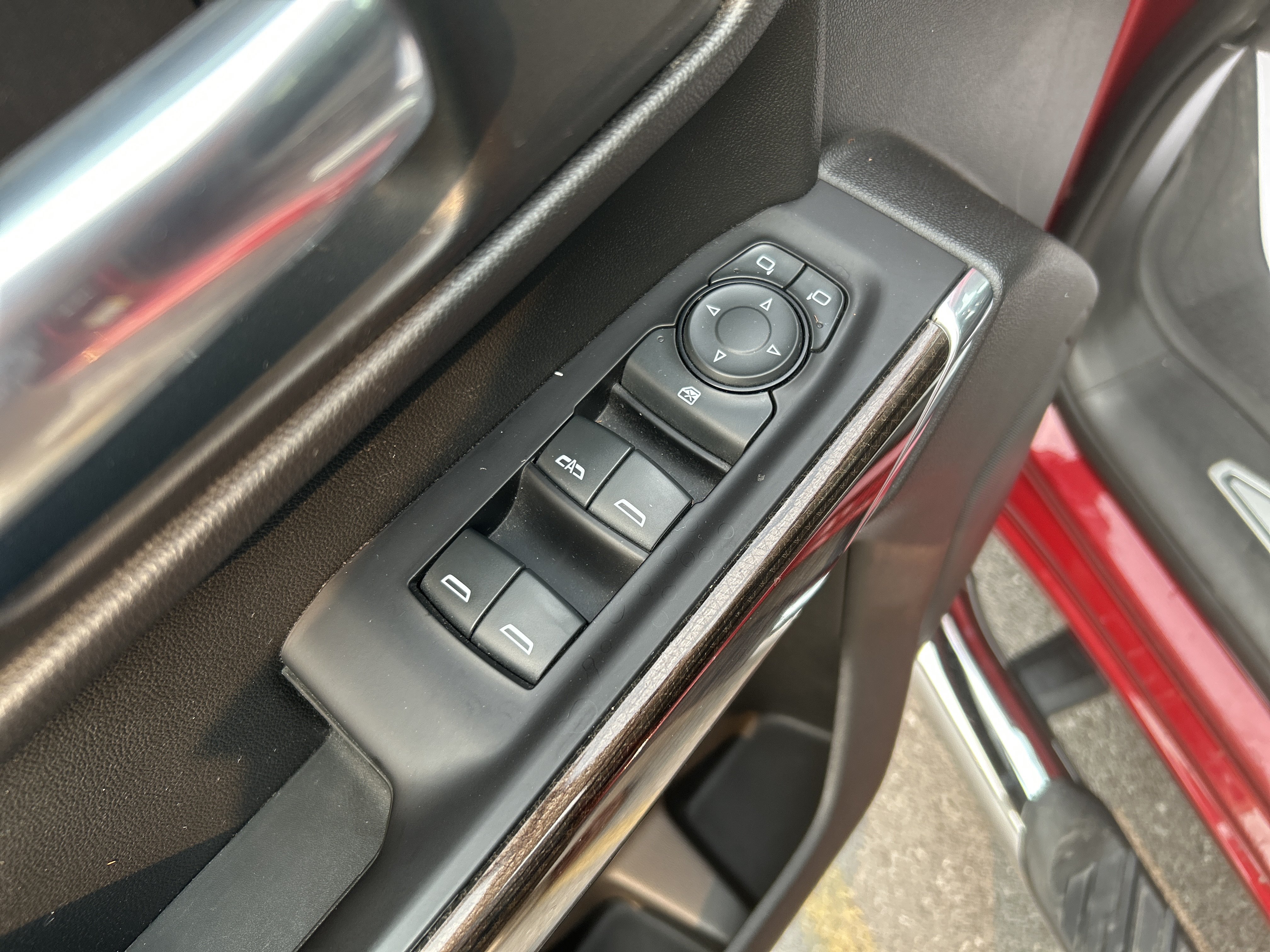 Used 2019 Chevrolet Silverado 1500 LT w/ All-Star Edition AWD/4WD image 19