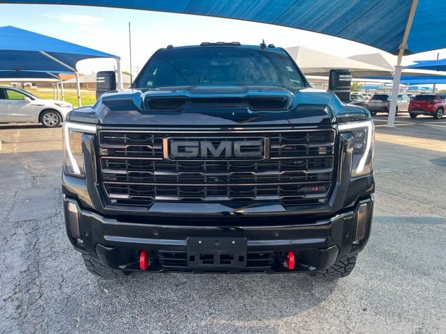 Used 2024 GMC Sierra 2500 AT4X AWD/4WD image 2
