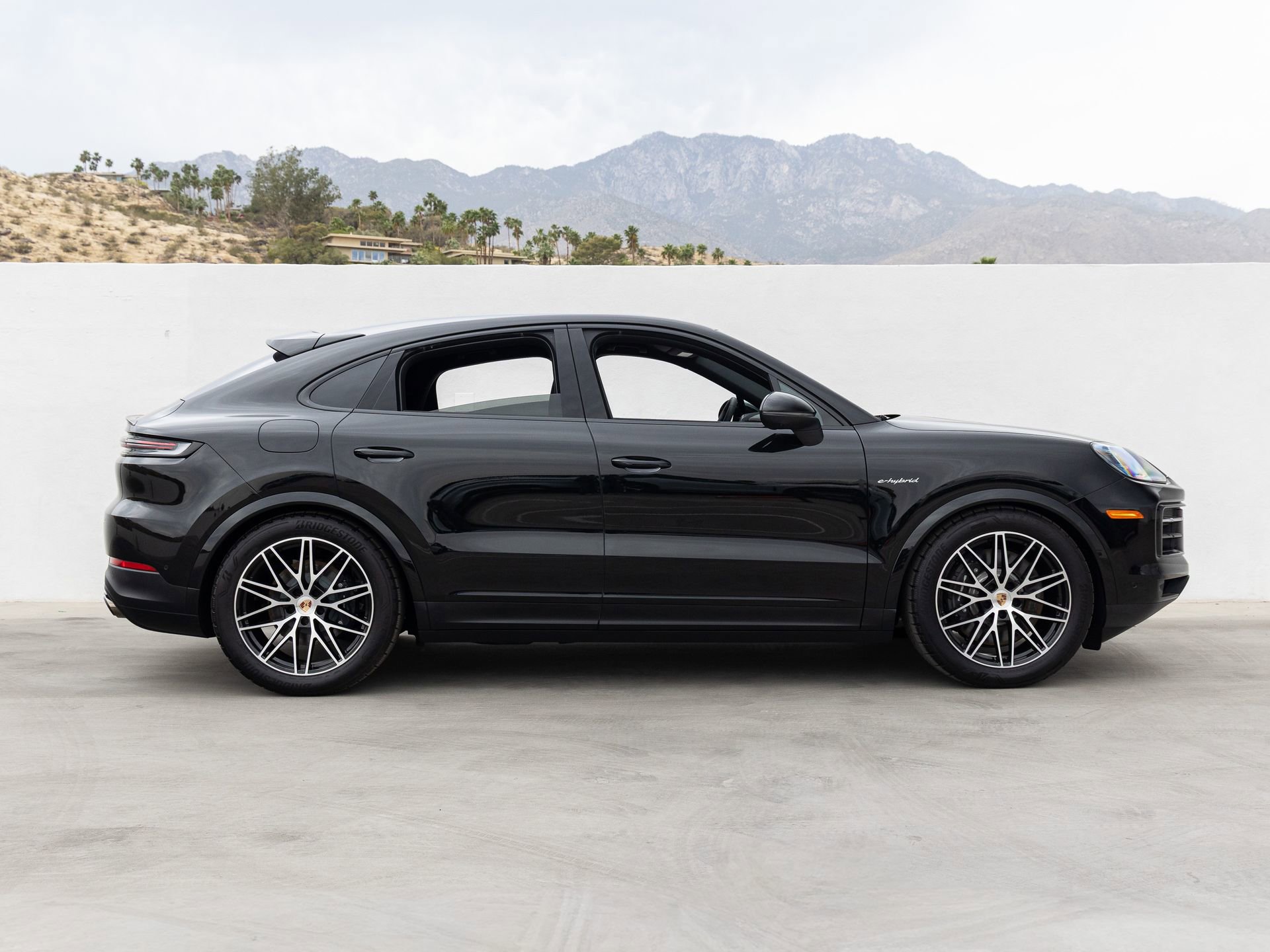 New 2026 Porsche Cayenne E-Hybrid Coupe image 8