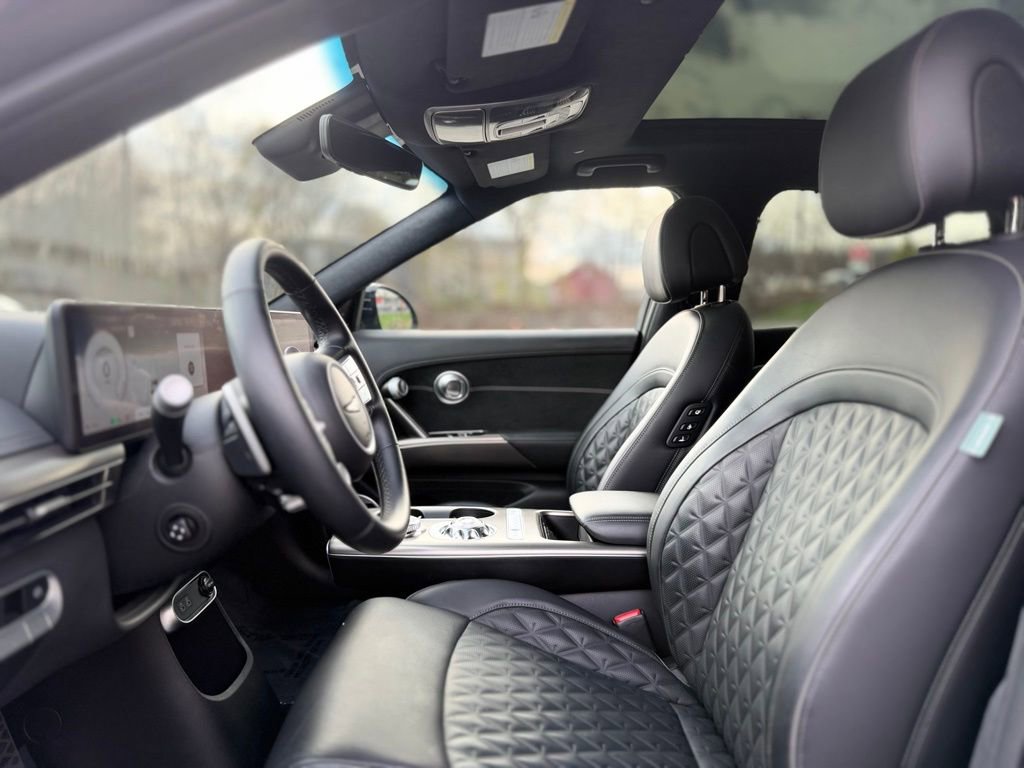 Used 2023 Genesis GV60 Performance AWD/4WD image 15