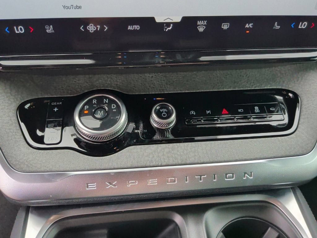 New 2027 Ford Expedition Tremor w/ Driver's Package AWD/4WD image 31