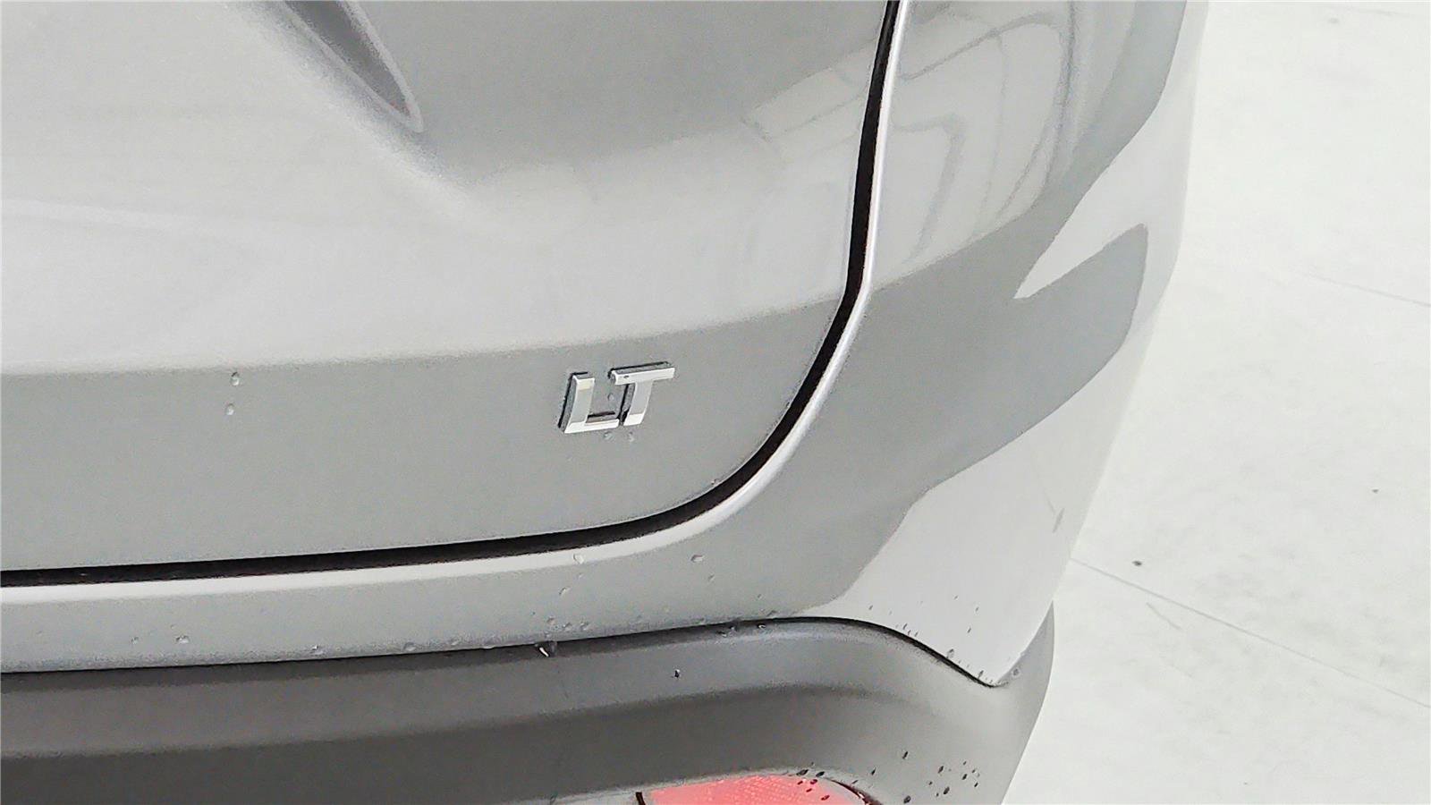 New 2026 Chevrolet Trax LT FWD image 17