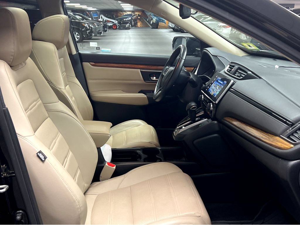 Used 2017 Honda CR-V Touring image 28