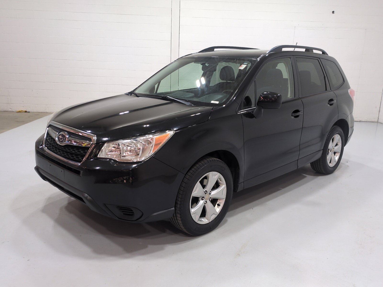 Used 2015 Subaru Forester 2.5i Premium w/ All-Weather Package AWD/4WD image 7