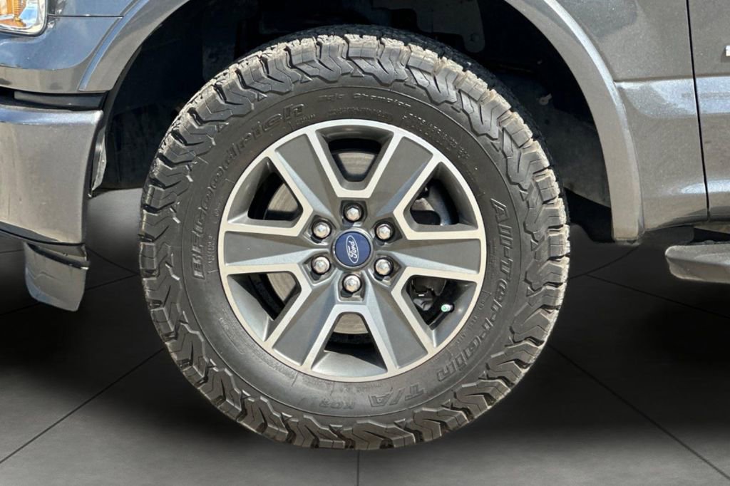 Used 2015 Ford F150 XLT w/ Equipment Group 302A Luxury image 24