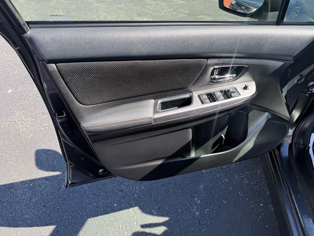 Used 2017 Subaru Crosstrek 2.0i Premium image 9