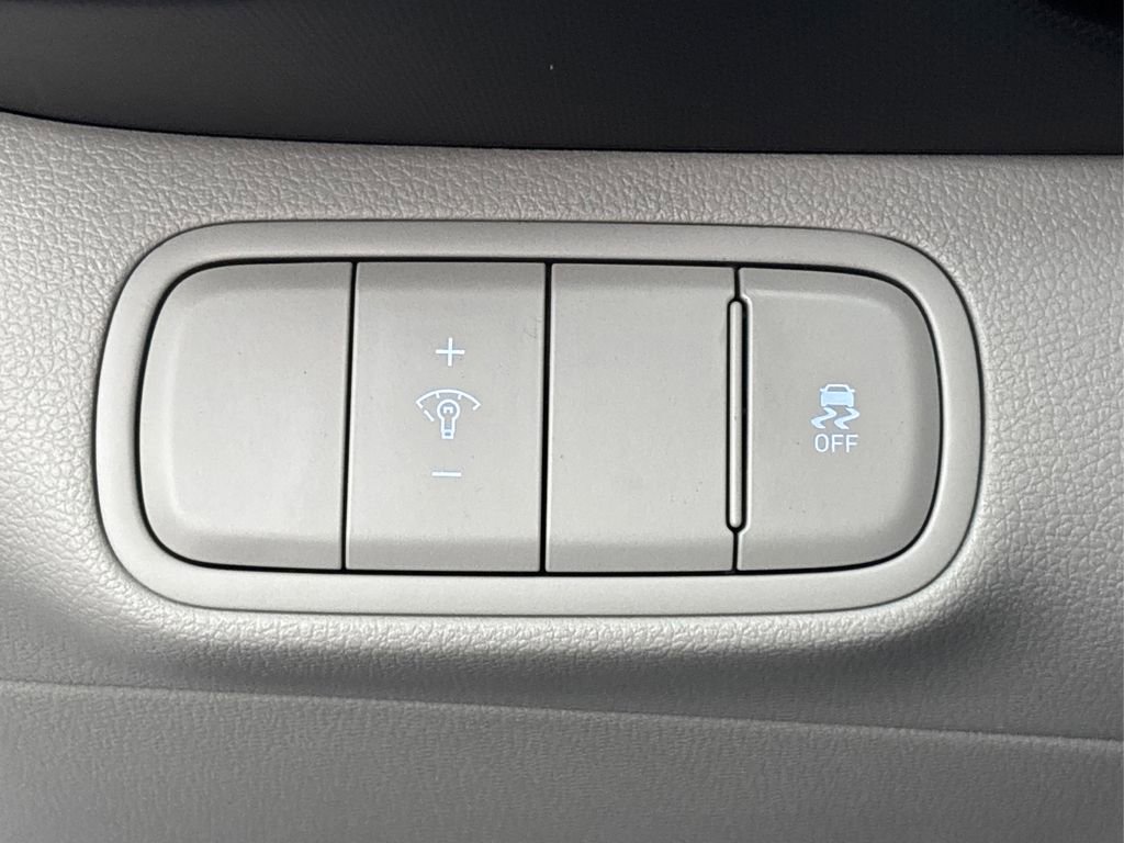 New 2026 Hyundai Venue SEL image 28