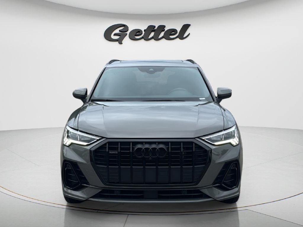 Used 2023 Audi Q3 2.0T Premium Plus w/ Premium Plus Package AWD/4WD image 2