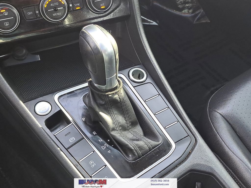 Used 2019 Volkswagen Jetta R-Line image 20