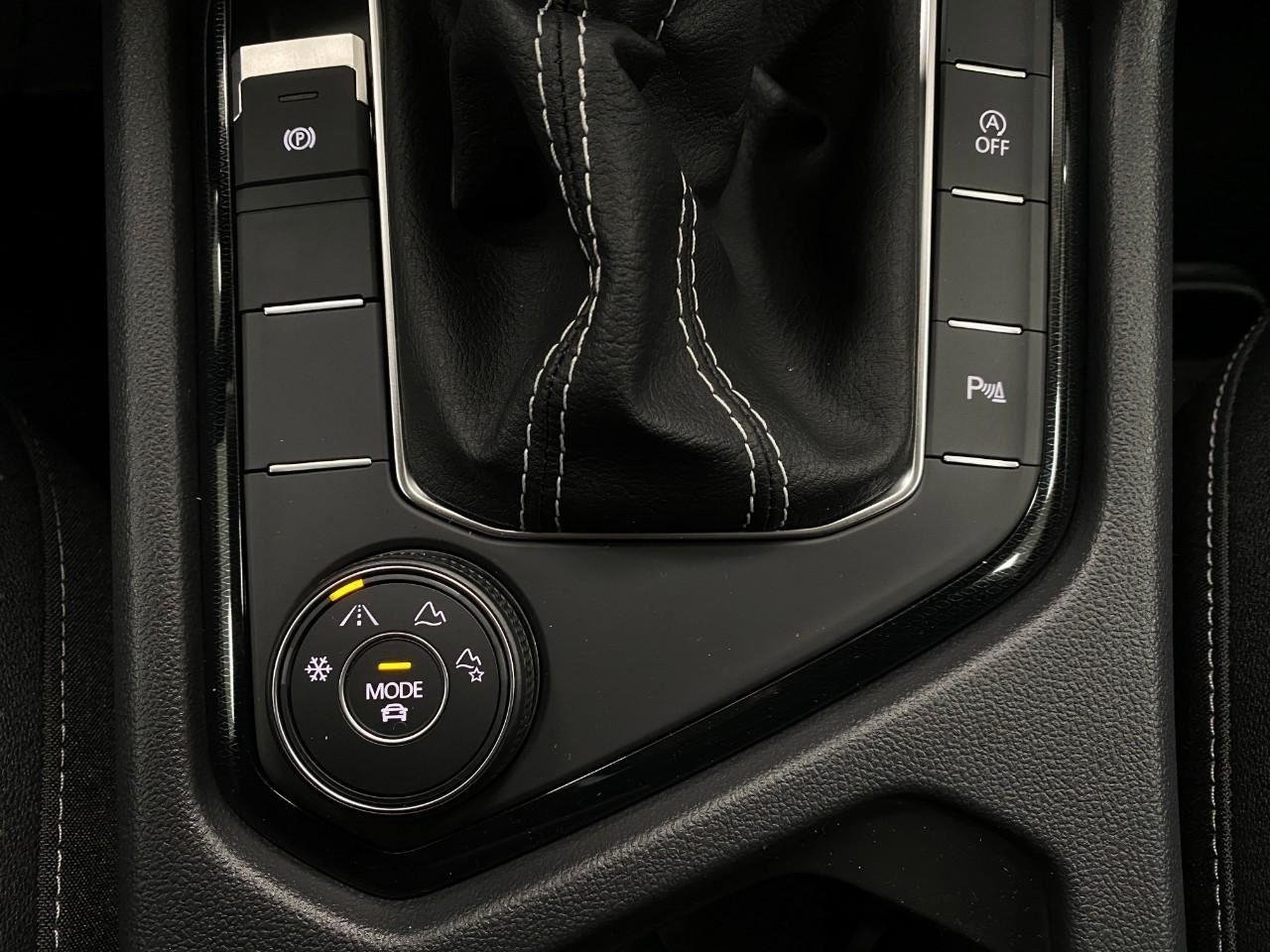 New 2026 Volkswagen Taos SE AWD/4WD image 53