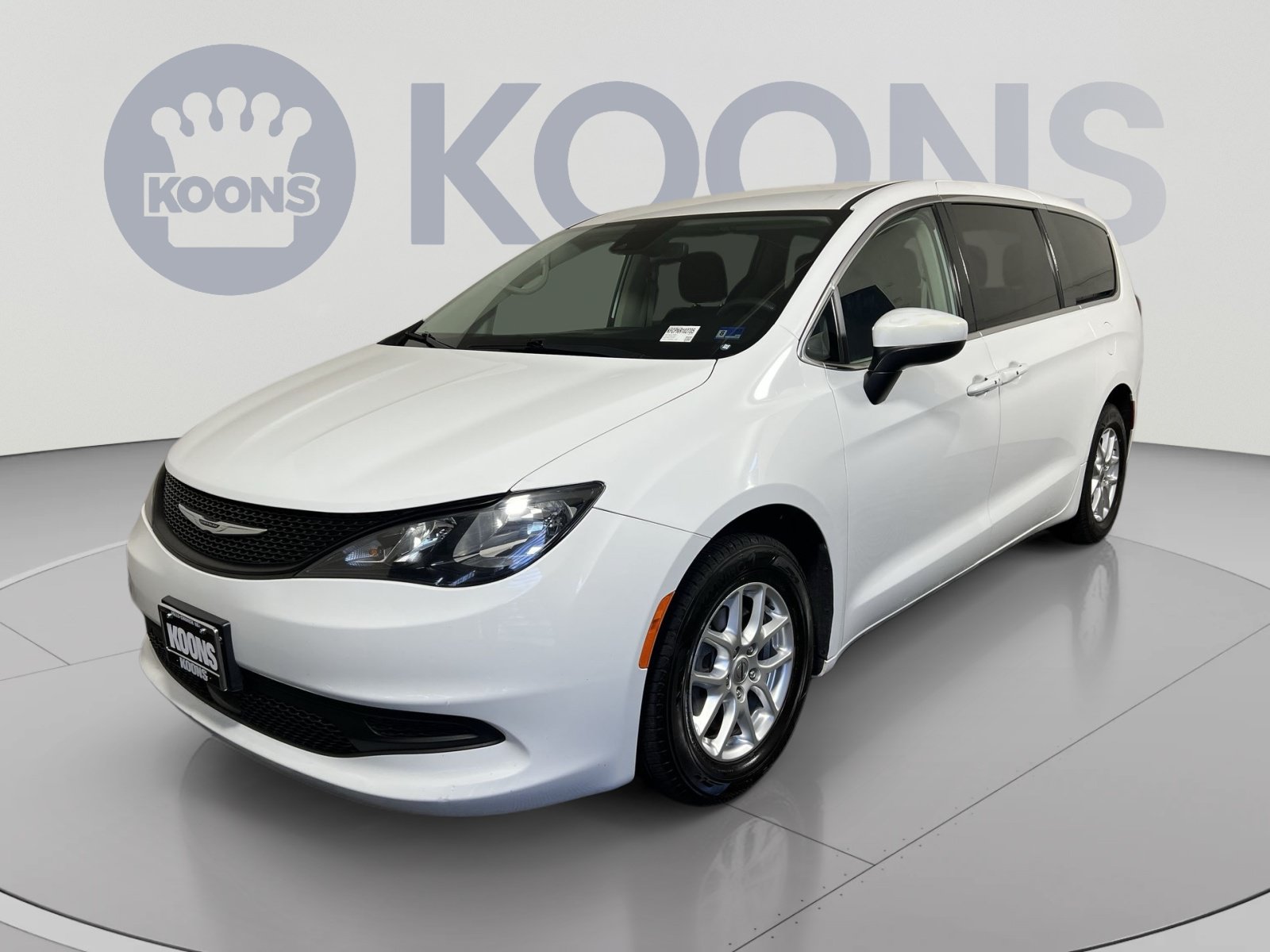 Used 2022 Chrysler Voyager LX
