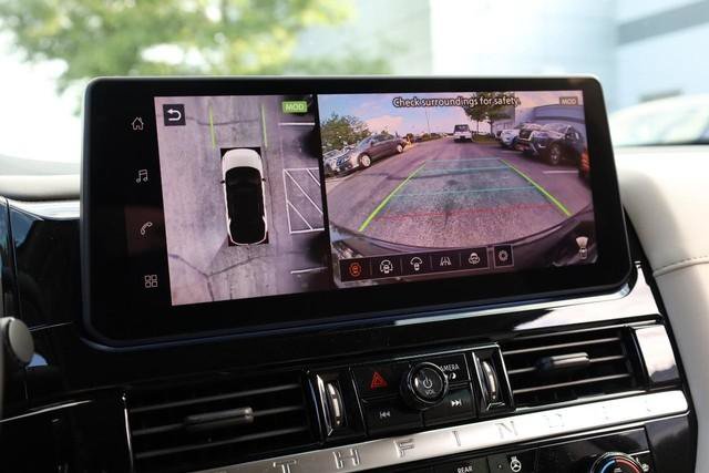 New 2026 Nissan Pathfinder SL AWD/4WD image 13
