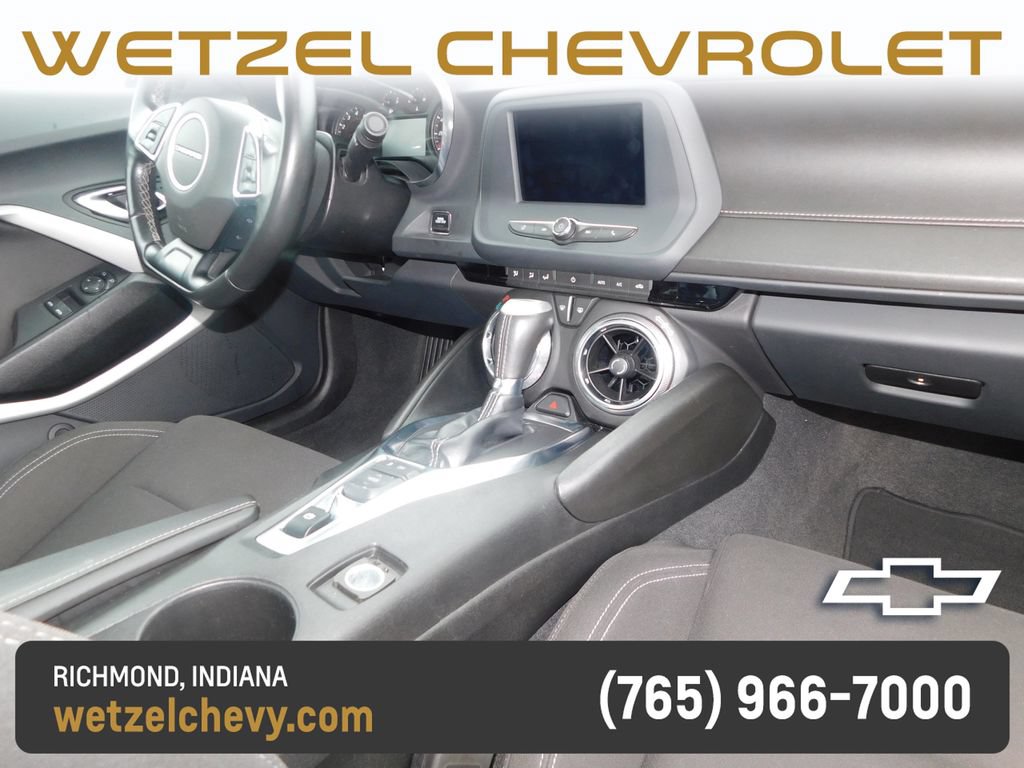 Used 2023 Chevrolet Camaro LT RWD image 17