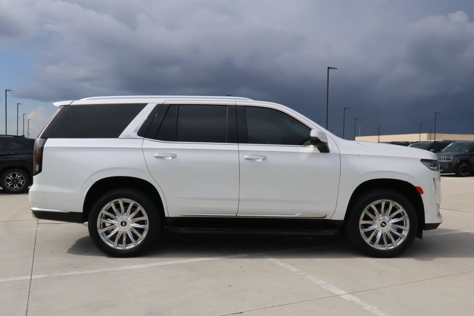 Certified 2024 Cadillac Escalade ESV Premium Luxury RWD image 40