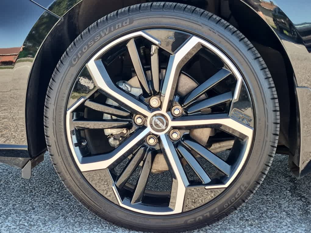 Used 2025 Nissan Altima 2.5 SR FWD image 6