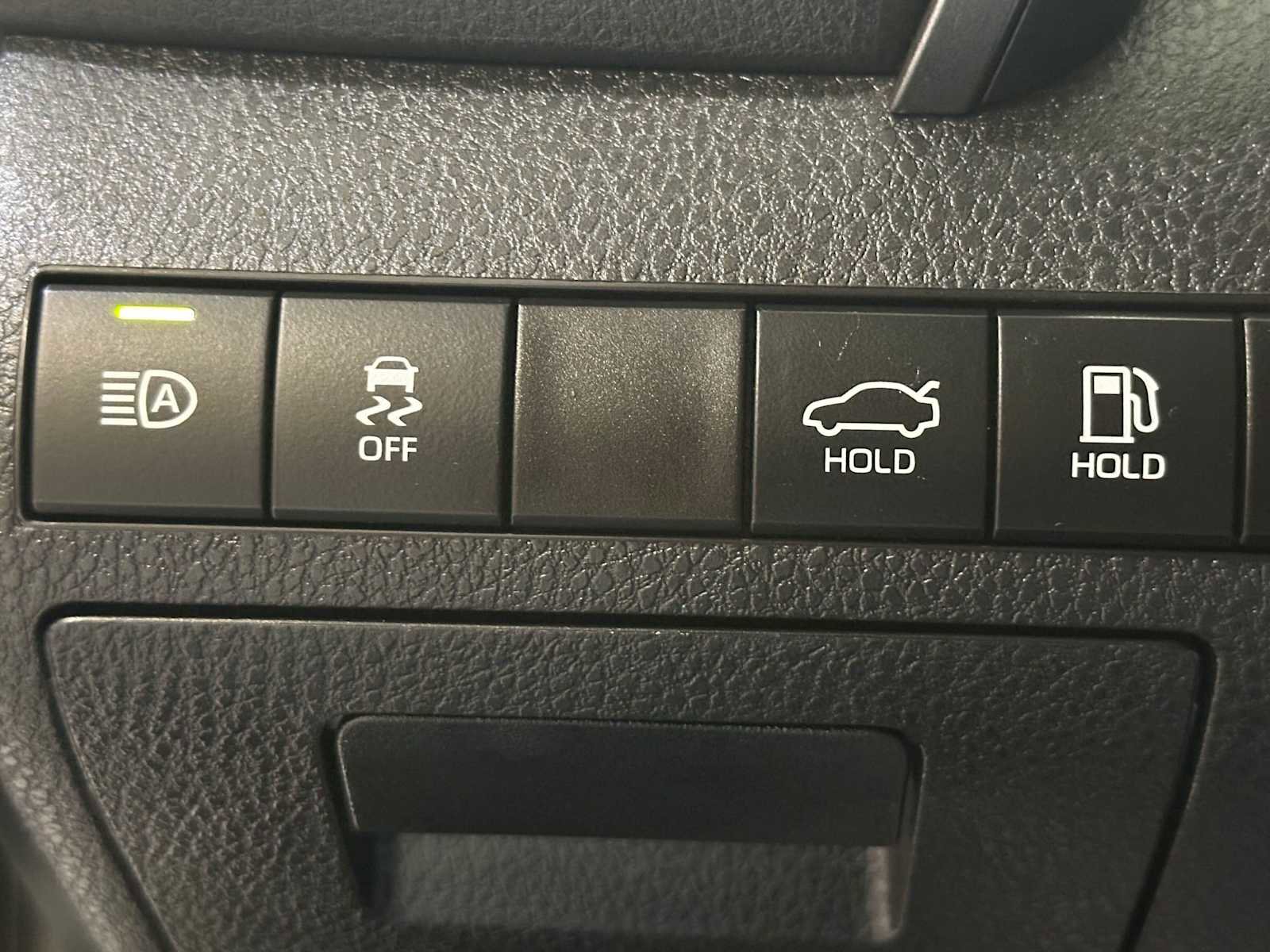 Certified 2023 Toyota Camry SE image 17