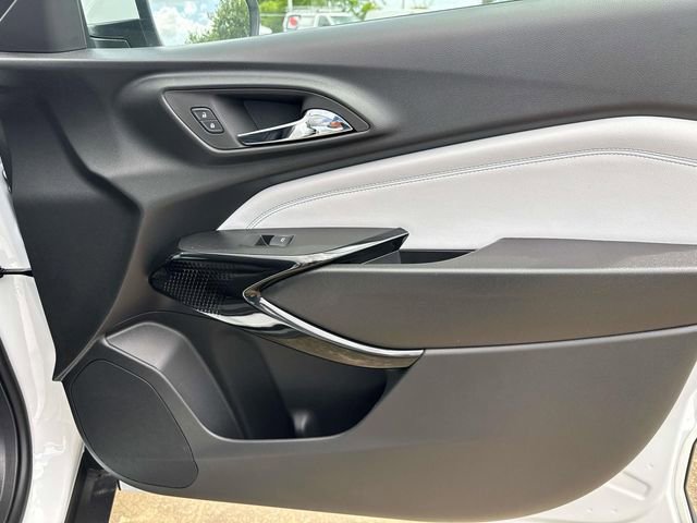 New 2026 Chevrolet Trax LT w/ LT Convenience Package FWD image 16