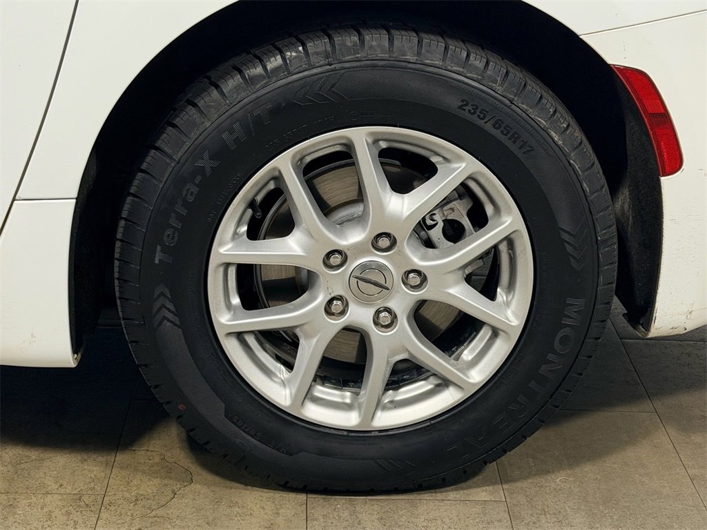 Used 2023 Chrysler Voyager LX w/ Fleet Security Group image 15