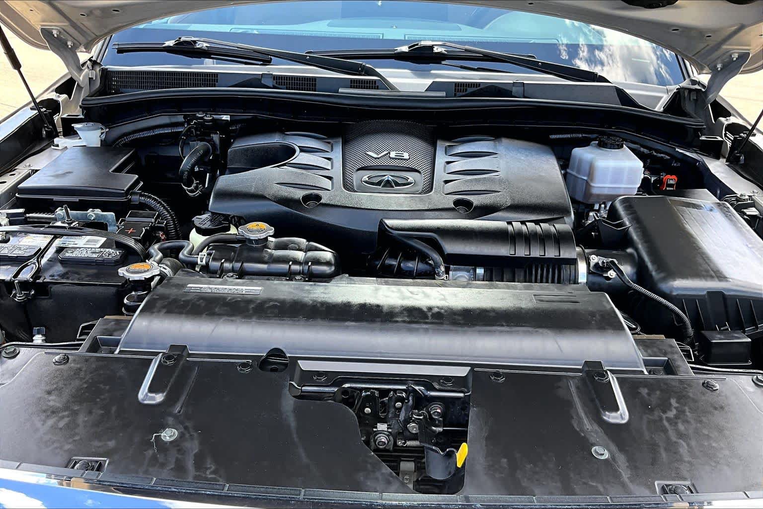 Used 2023 INFINITI QX80 Sensory w/ Cargo Package RWD image 32