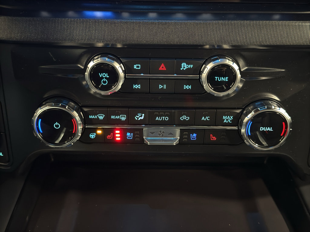 New 2026 Ford F250 Platinum w/ Tremor Off-Road Package image 21