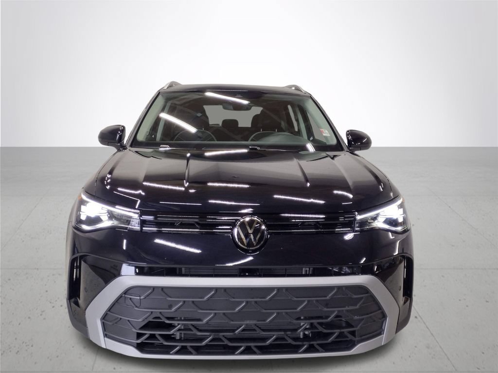 New 2026 Volkswagen Taos SE AWD/4WD image 3