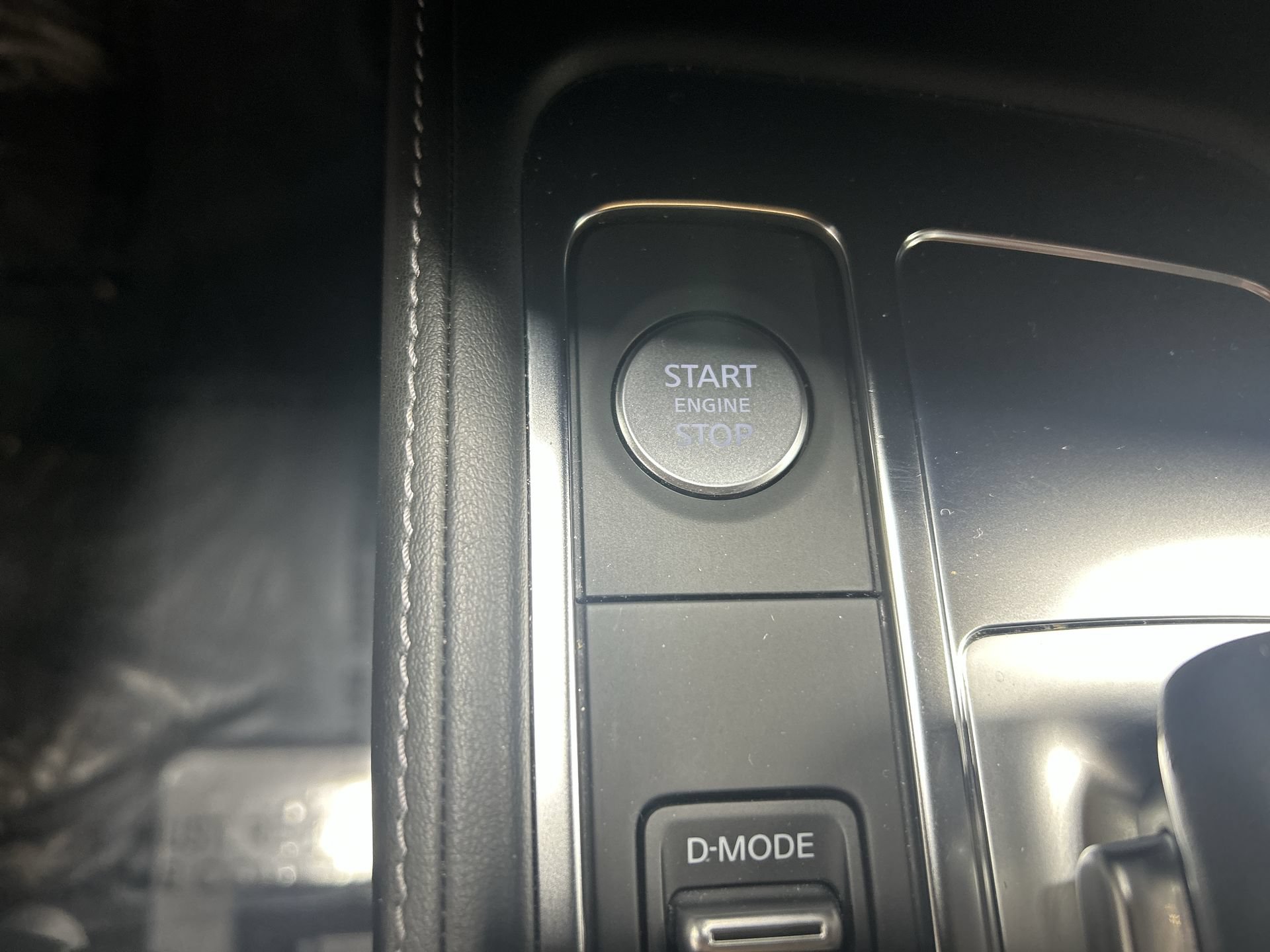 Used 2023 INFINITI QX60 Sensory AWD/4WD image 18