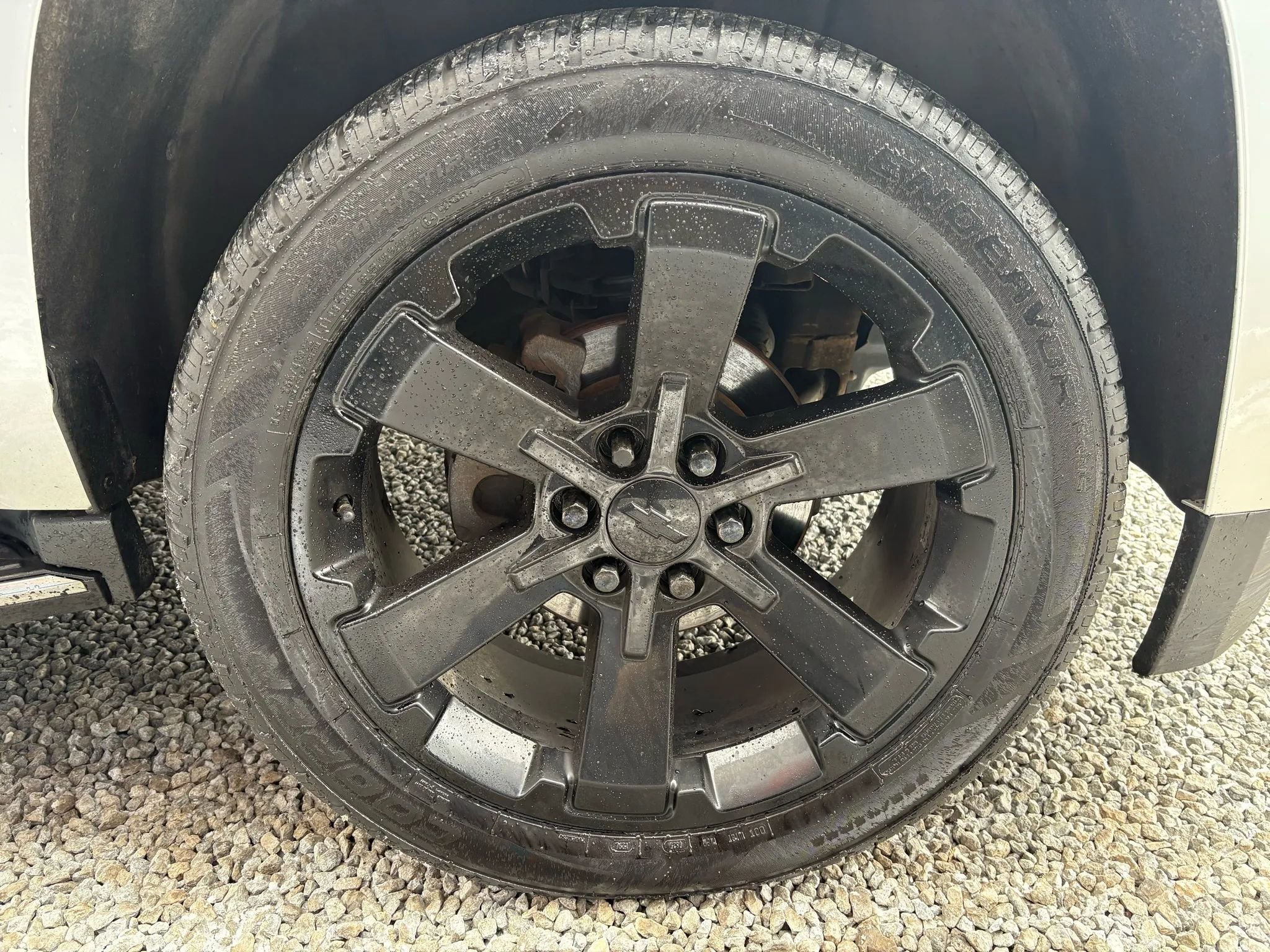 Used 2018 Chevrolet Tahoe Premier AWD/4WD image 18