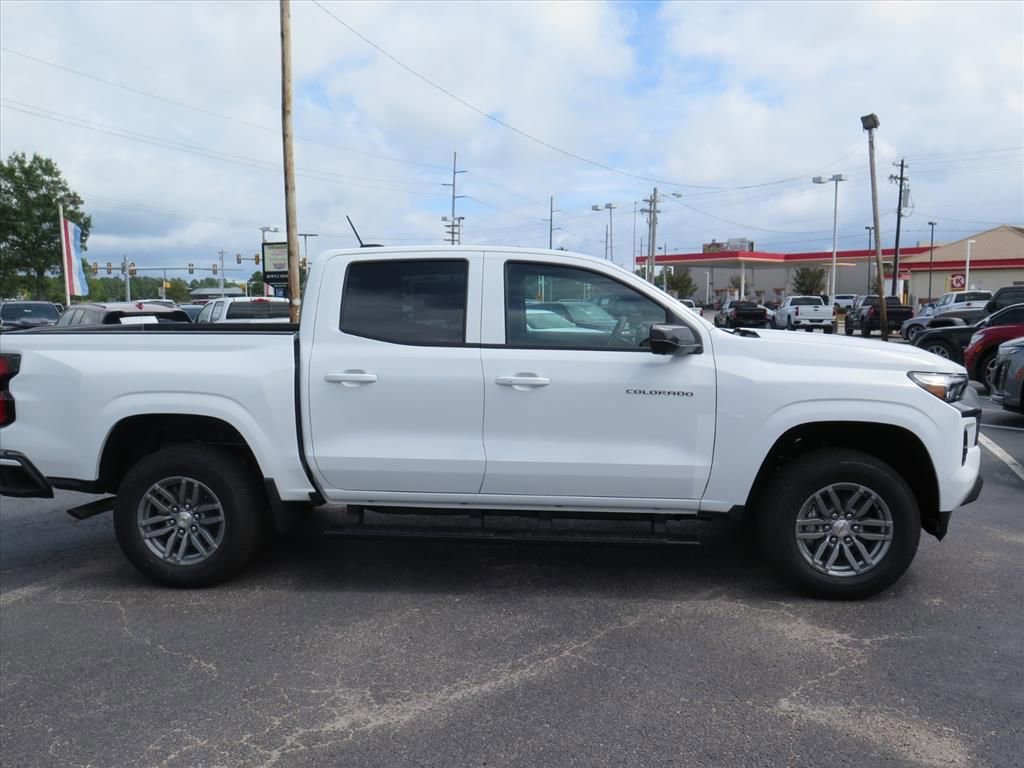 New 2026 Chevrolet Colorado LT w/ LT Convenience Package image 2