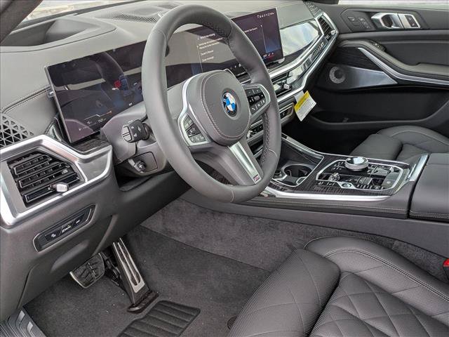 Used 2026 BMW X7 xDrive40i w/ Executive Package AWD/4WD image 3