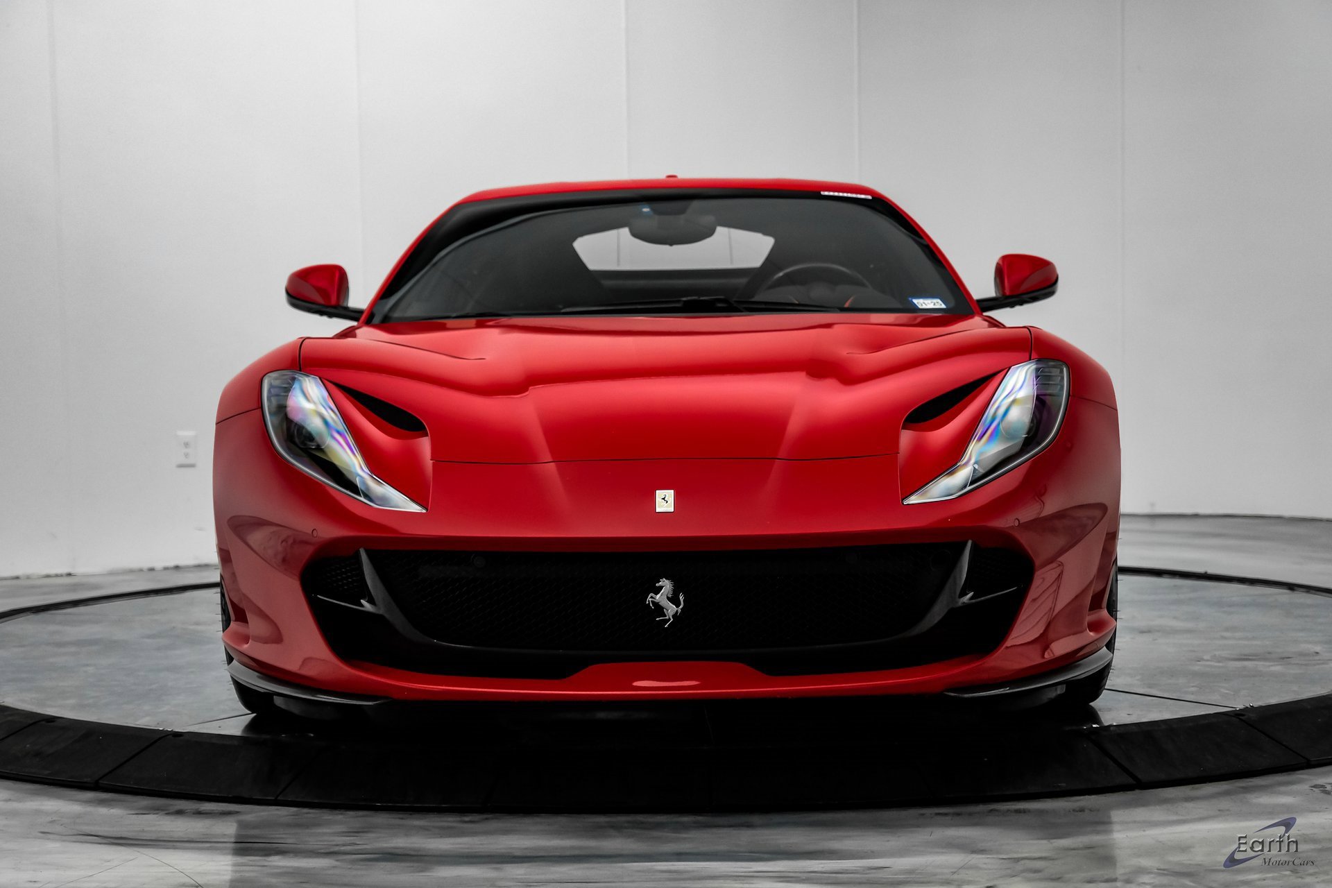 Used 2018 Ferrari 812 Superfast image 28