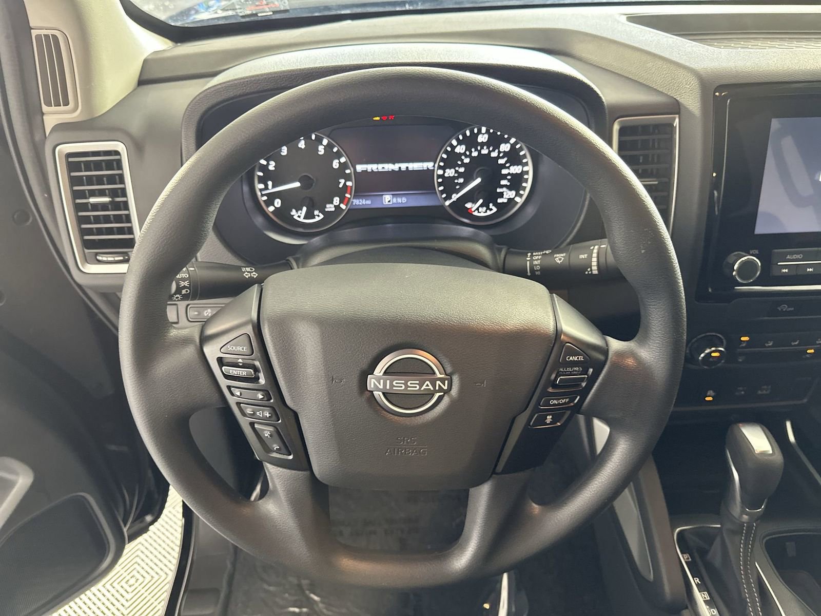 Used 2024 Nissan Frontier SV w/ Technology Package image 14