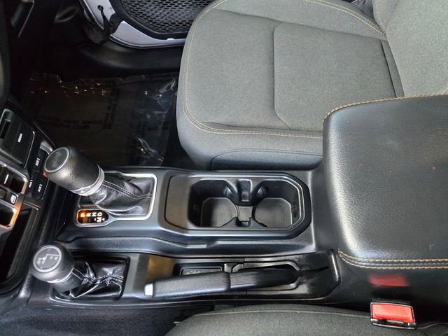 Used 2024 Jeep Wrangler Sahara image 23