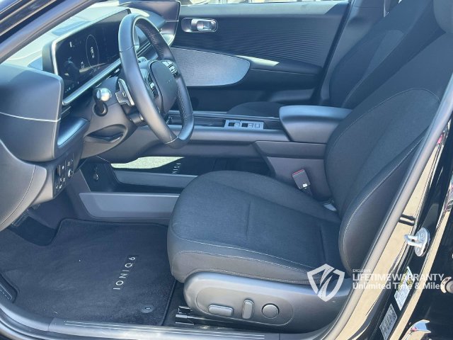 Used 2024 Hyundai Ioniq 6 SE RWD image 15