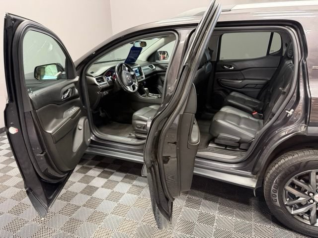 Used 2017 GMC Acadia SLT AWD/4WD image 13