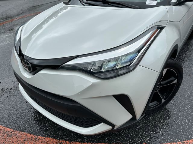 Used 2021 Toyota C-HR LE image 9