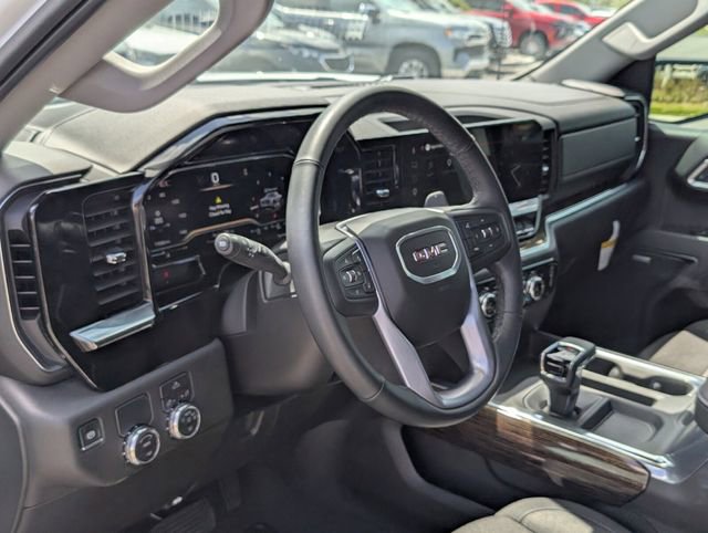 Used 2025 GMC Sierra 1500 Elevation w/ Preferred Package RWD image 6