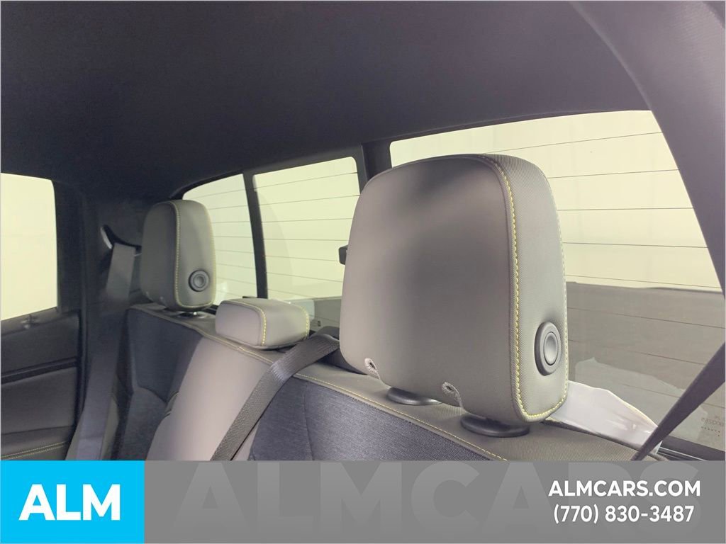 Used 2023 Chevrolet Colorado ZR2 image 31