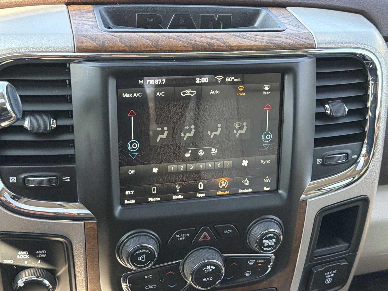 Used 2018 RAM 3500 Laramie Longhorn w/ Longhorn Southfork Package image 21