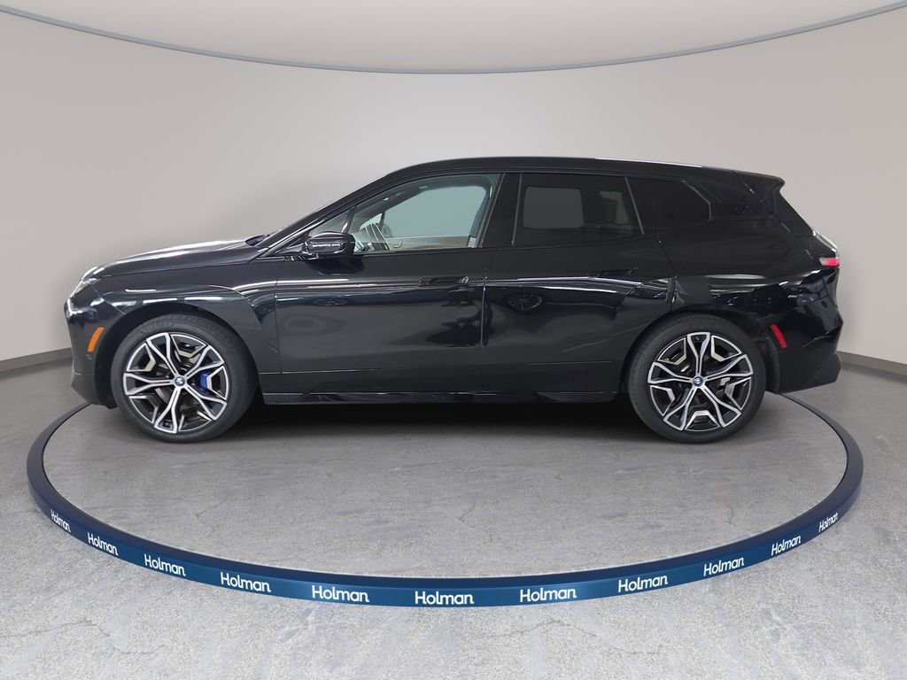 Used 2024 BMW iX xDrive50 w/ Sport Package AWD/4WD image 11