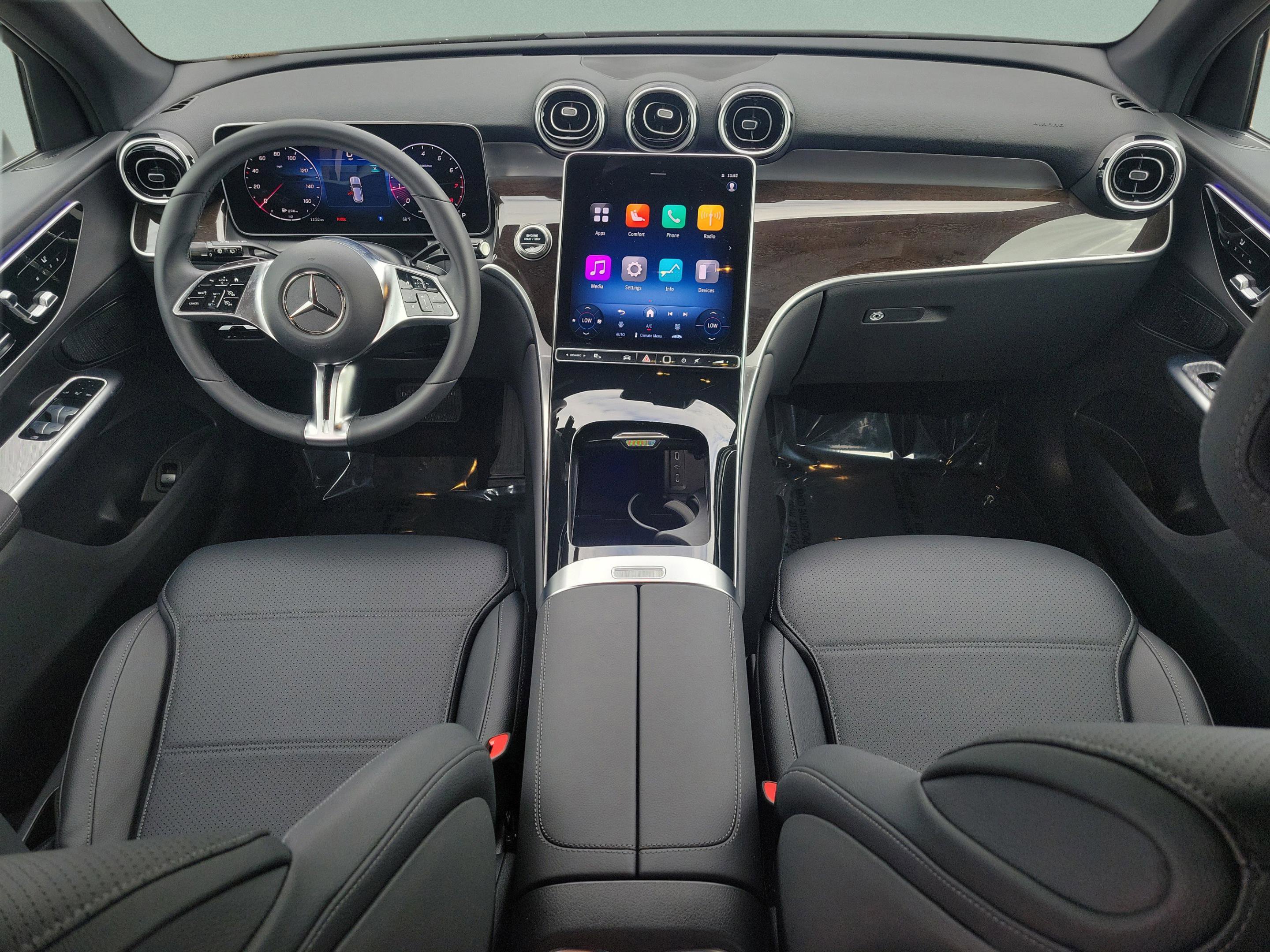 Certified 2025 Mercedes-Benz GLC 300 image 16